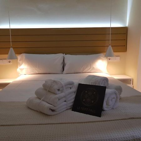 Le Petit Palue-Fuencarral Hotel Madrid Luaran gambar