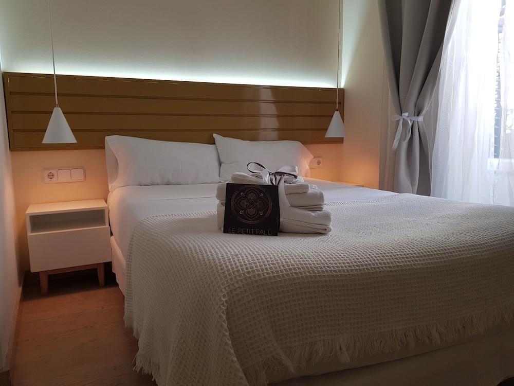 Le Petit Palue-Fuencarral Hotel Madrid Luaran gambar