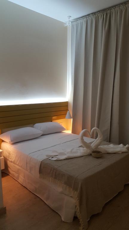 Le Petit Palue-Fuencarral Hotel Madrid Luaran gambar