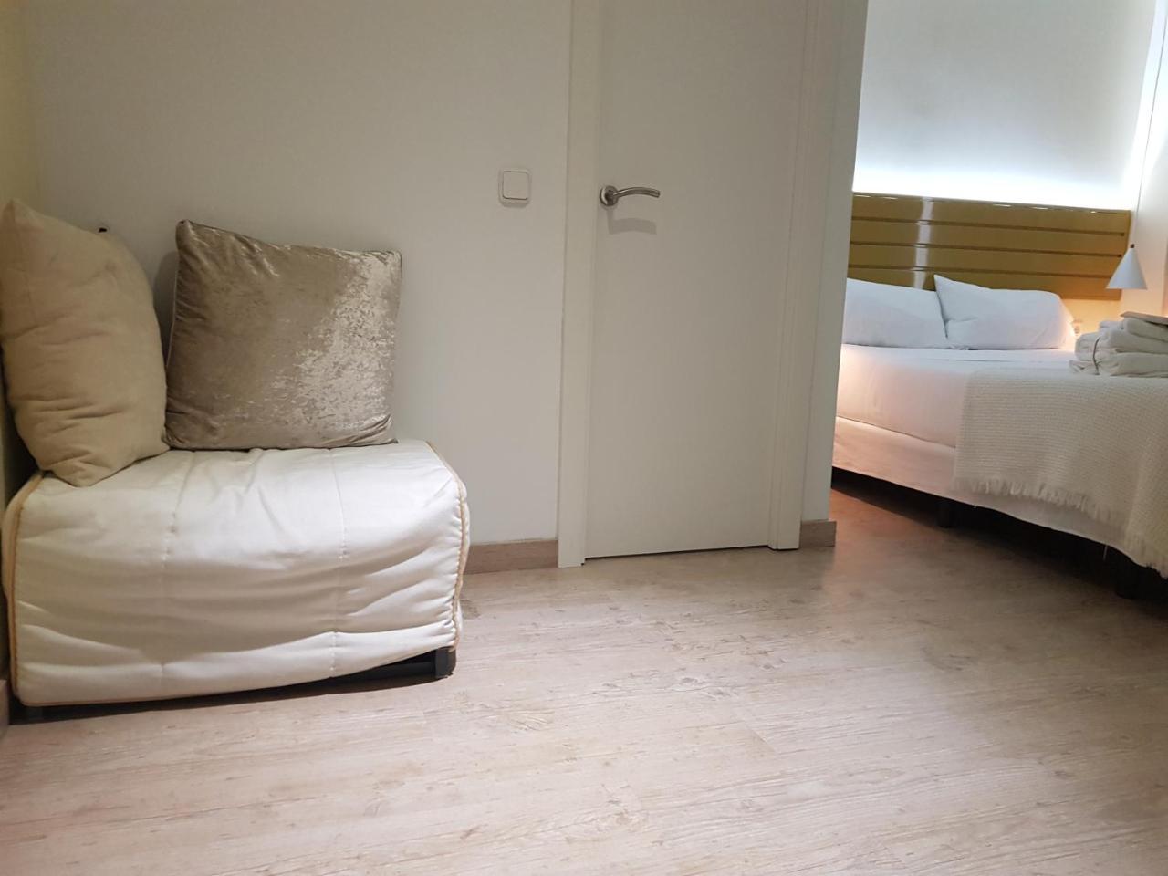 Le Petit Palue-Fuencarral Hotel Madrid Luaran gambar