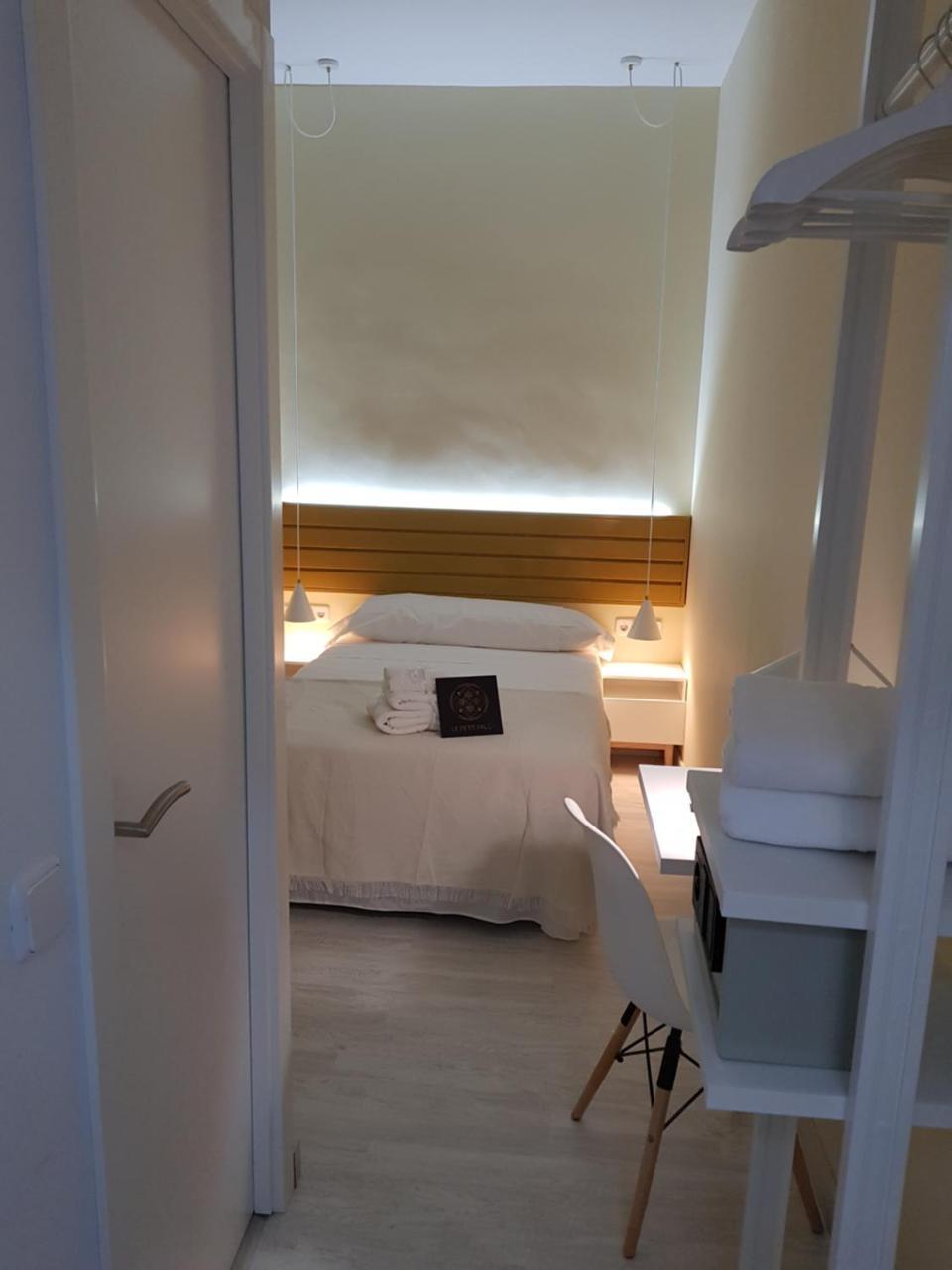 Le Petit Palue-Fuencarral Hotel Madrid Luaran gambar