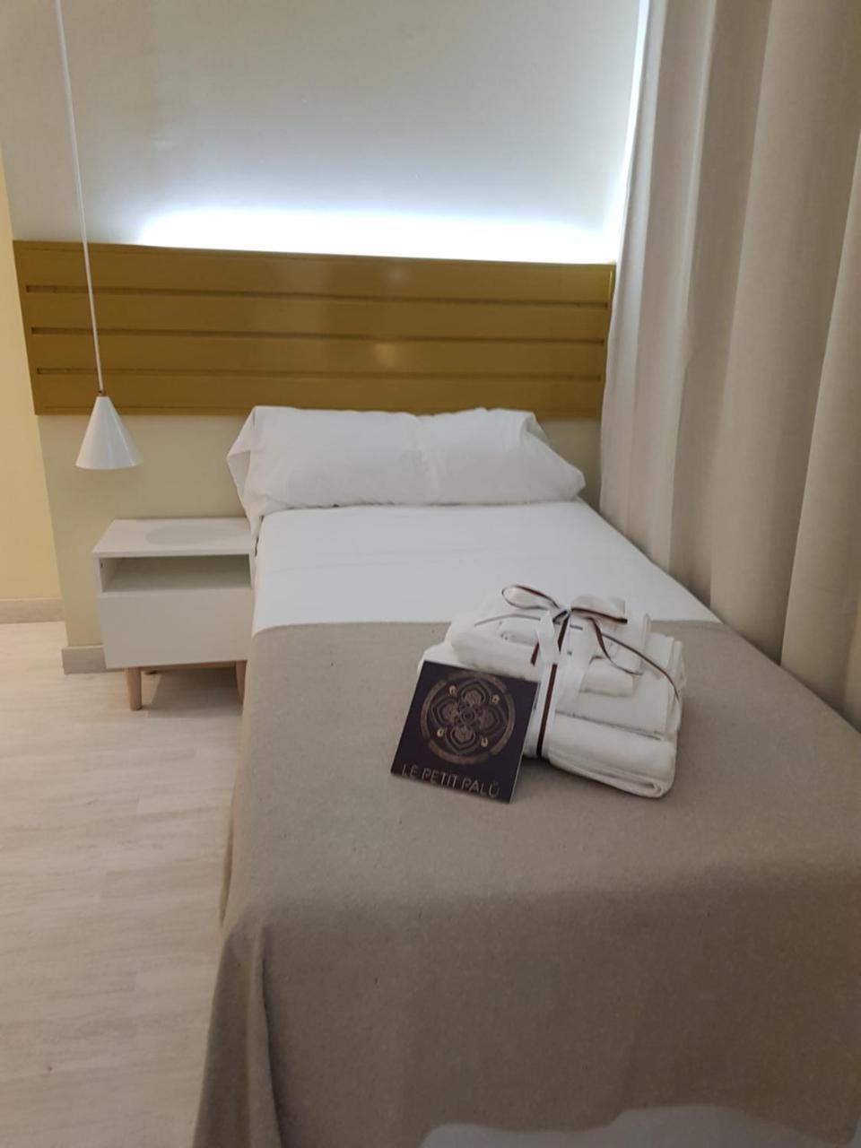 Le Petit Palue-Fuencarral Hotel Madrid Luaran gambar