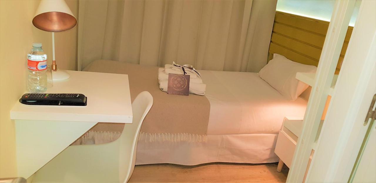 Le Petit Palue-Fuencarral Hotel Madrid Luaran gambar