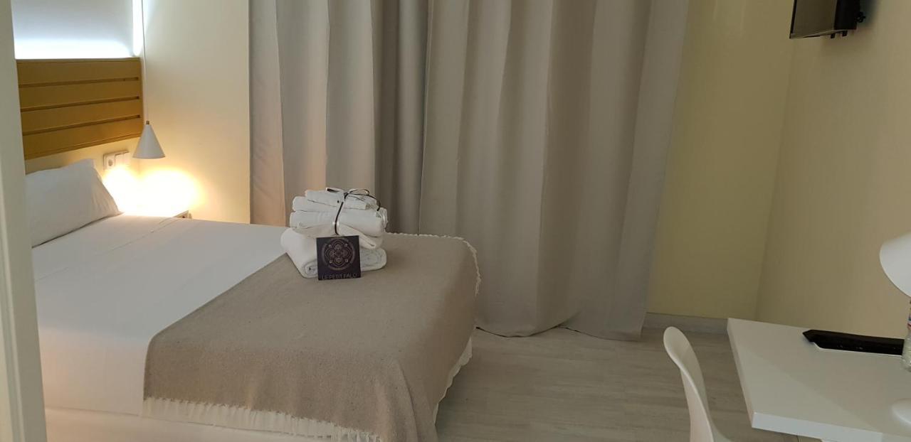 Le Petit Palue-Fuencarral Hotel Madrid Luaran gambar